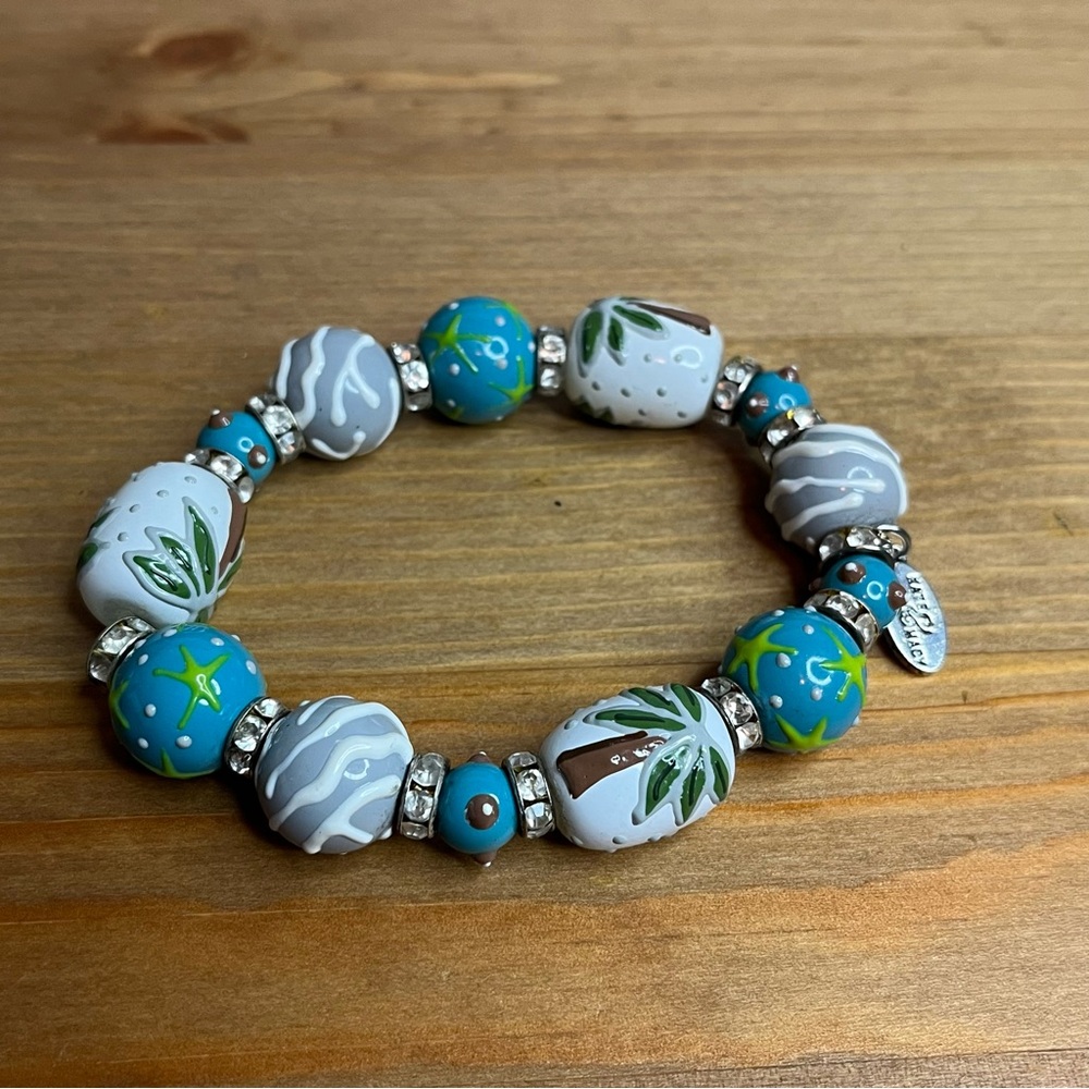 Kate & Macy palm tree vista hand painted ceramic and acrylic bead bracelet - Picture 7 of 7